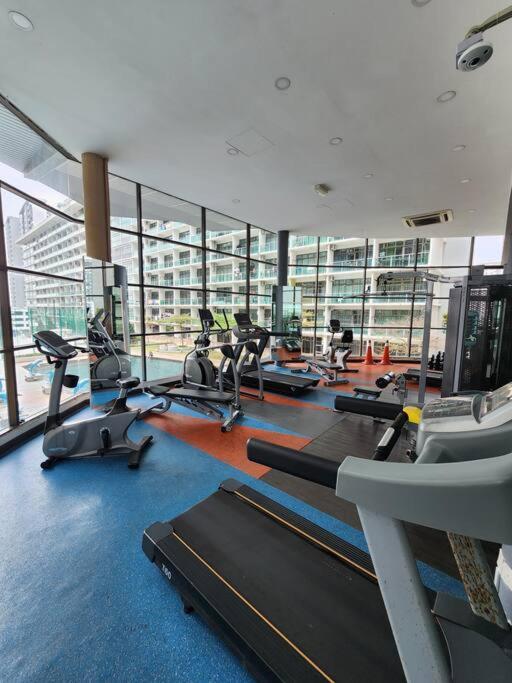 2-4 Pax Spacious Living @ Mount Austin, Jb #02 جوهر بهرو المظهر الخارجي الصورة