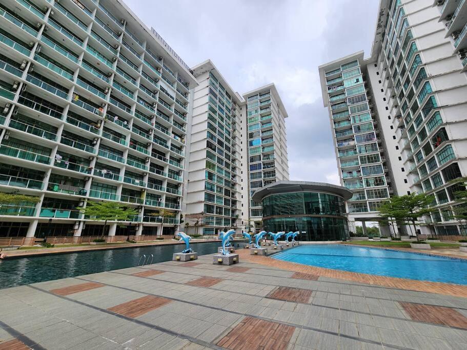 2-4 Pax Spacious Living @ Mount Austin, Jb #02 جوهر بهرو المظهر الخارجي الصورة